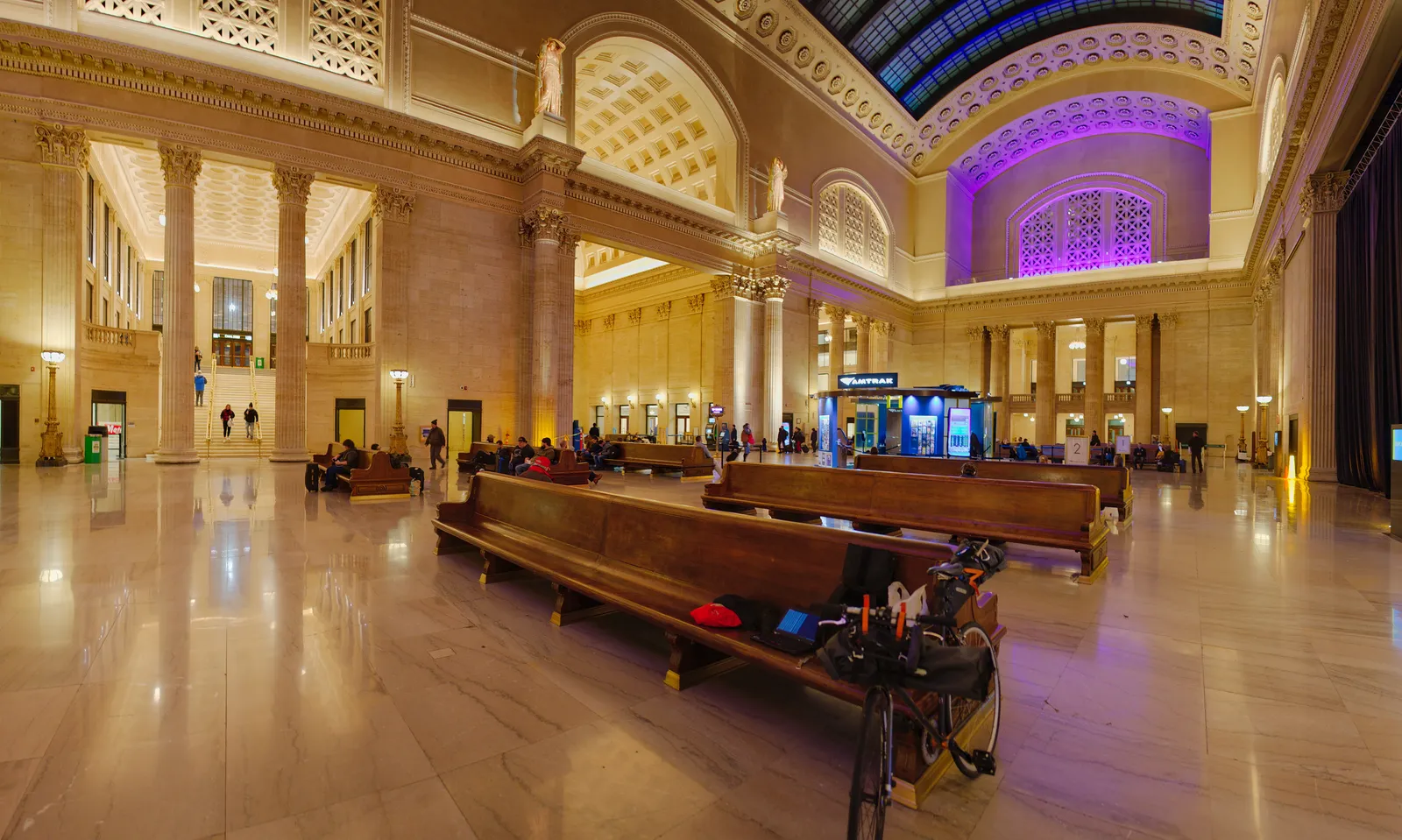 The Great Hall inside Chicago Union Station, with its vaulted skylight and marble columns